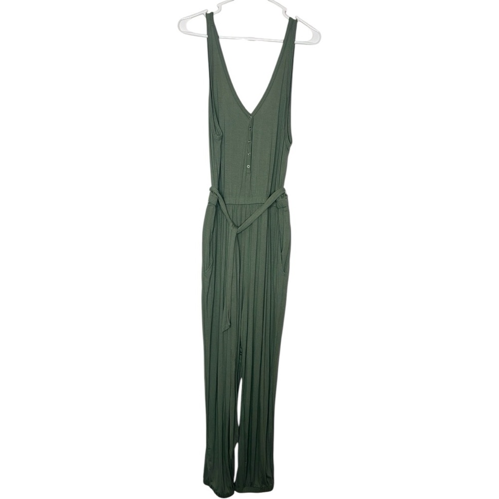 NWT Abercrombie and Fitch Olive Sleeveless Button Jumpsuit